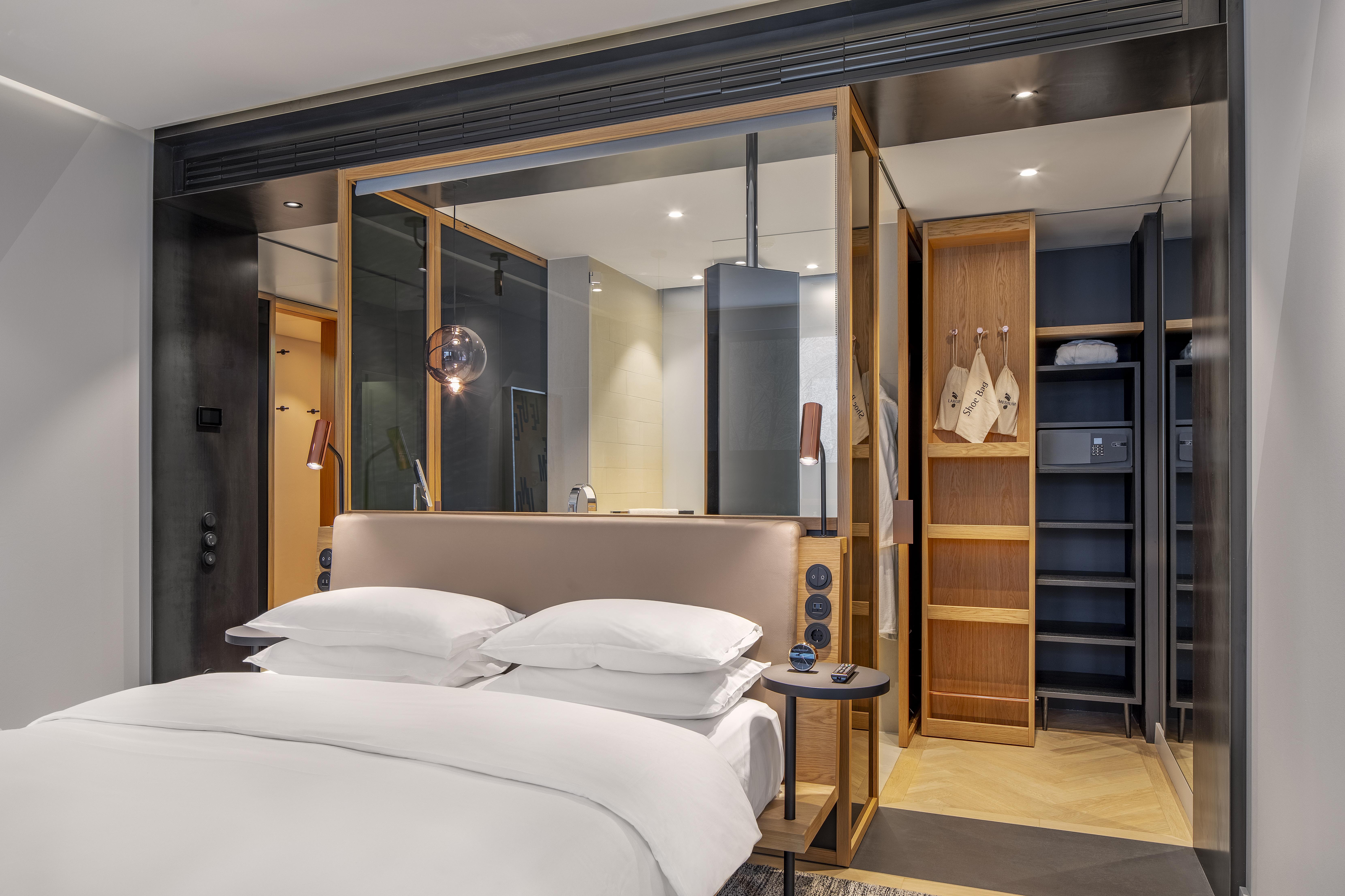 Andaz Munich Schwabinger Tor, By Hyatt Hotel Екстериор снимка A room at the hotel