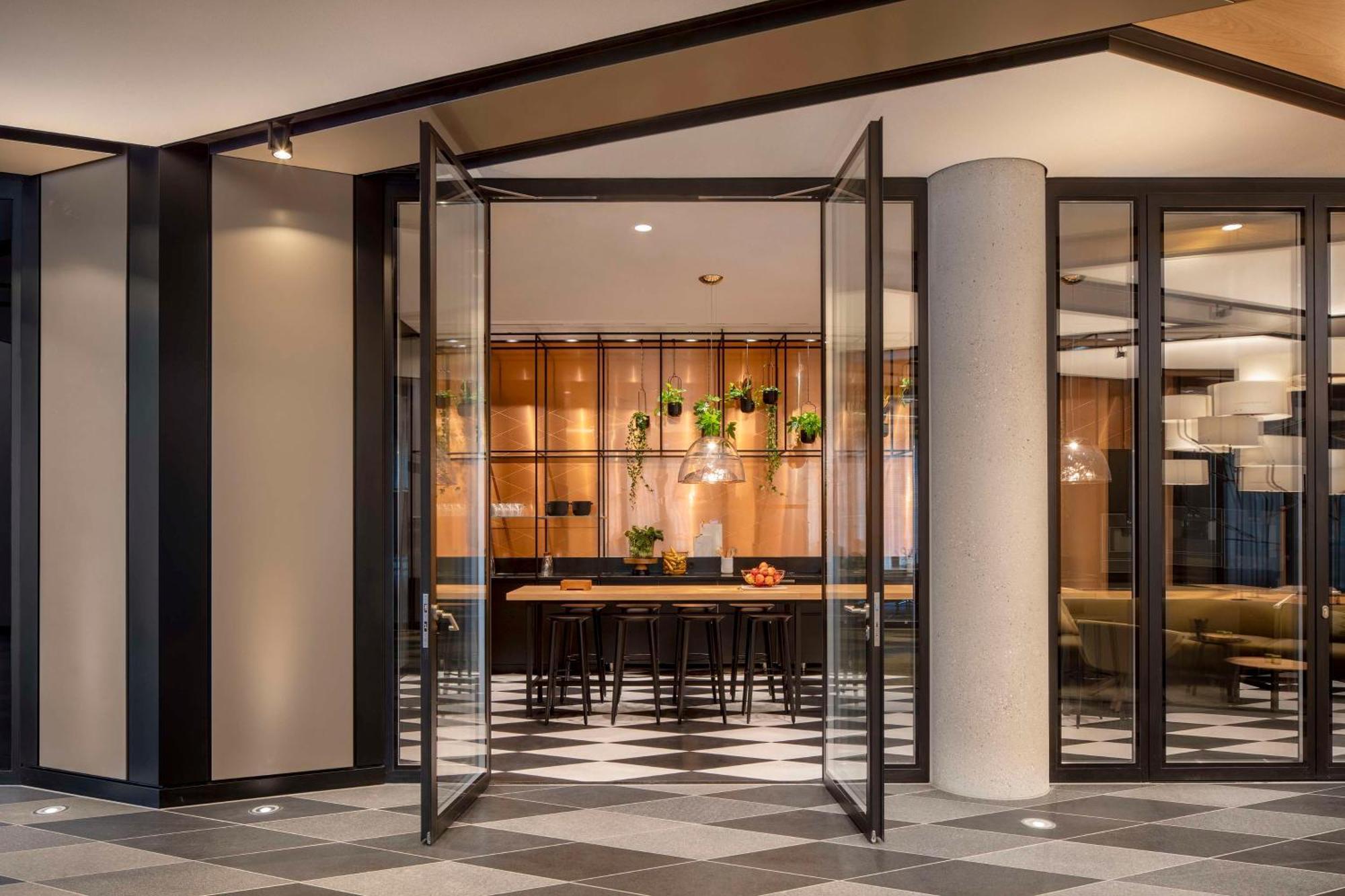 Andaz Munich Schwabinger Tor, By Hyatt Hotel Екстериор снимка The interior of the hotel